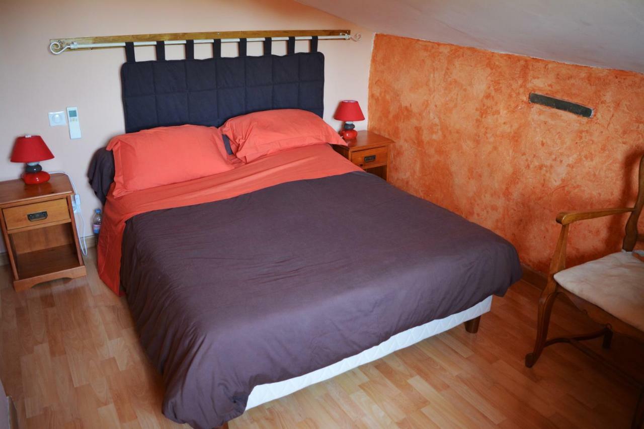 Gite Bois Et Senteurs Lafrancaise ภายนอก รูปภาพ
