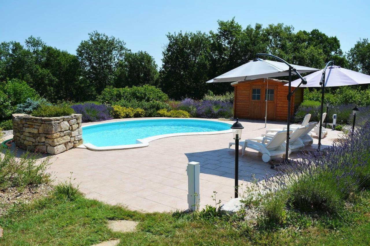 Gite Bois Et Senteurs Lafrancaise ภายนอก รูปภาพ